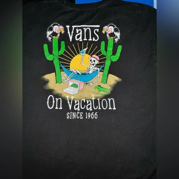 (SOLD) 7 LARGE SHIRTS BUNDLE FOR 25.00 AND TWO FOR FREE TOTAL OF 9 LARGE SHIRTS - Picture 2 of 8